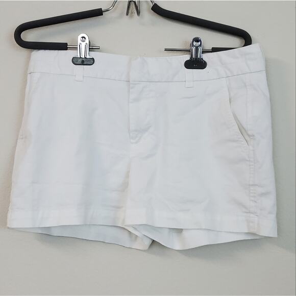 GAP Khaki Shorts sz 4 - Picture 1 of 4